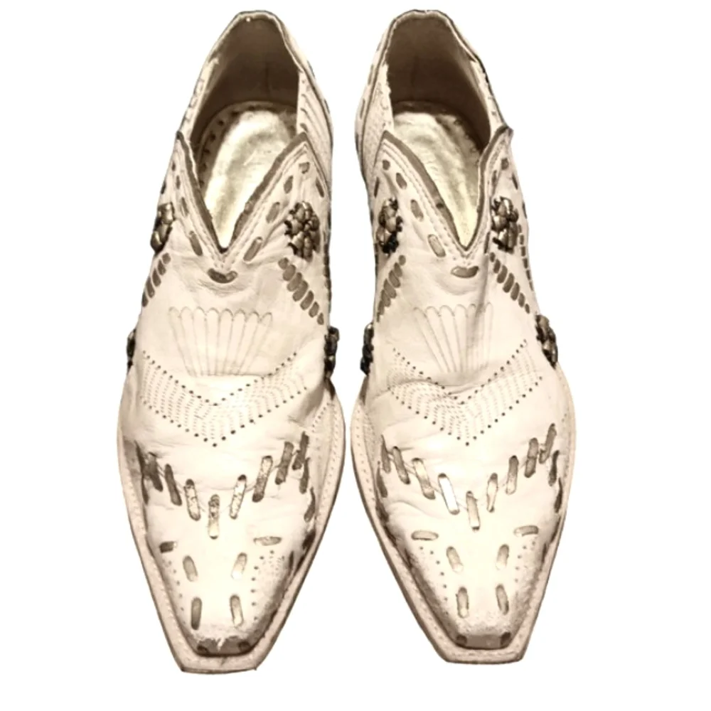 Vintage BCB Girls Western Style Leather Ankle Boot size 6 Bronze/Cream - Picture 3 of 11